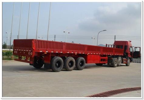 业务范围包括:道路普通货物运输,道路集装箱运输,南安到郑州大件运输